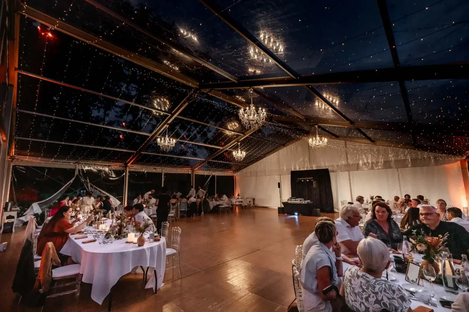 Photo de la salle d' l'orangerie au chateau d'avelin